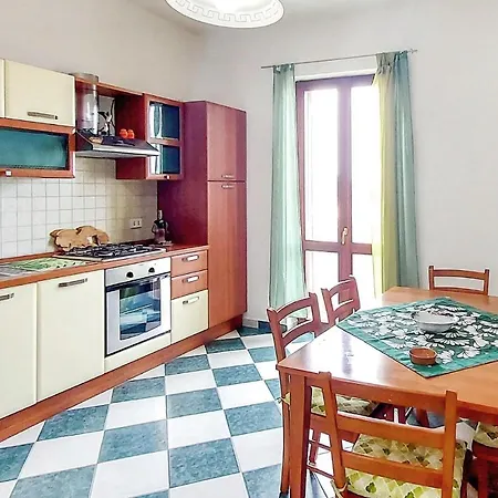 Appartamento 1 Bedroom Cozy In