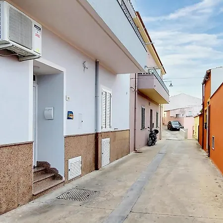 1 Bedroom Cozy In